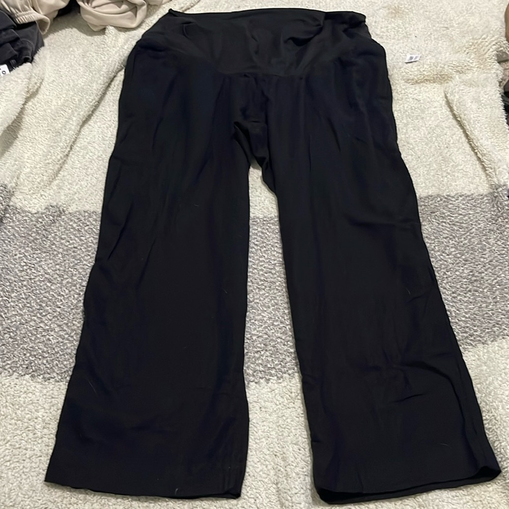 NWT- Old Navy Maternity - XL. Linen Blend Pant - Picture 3 of 7